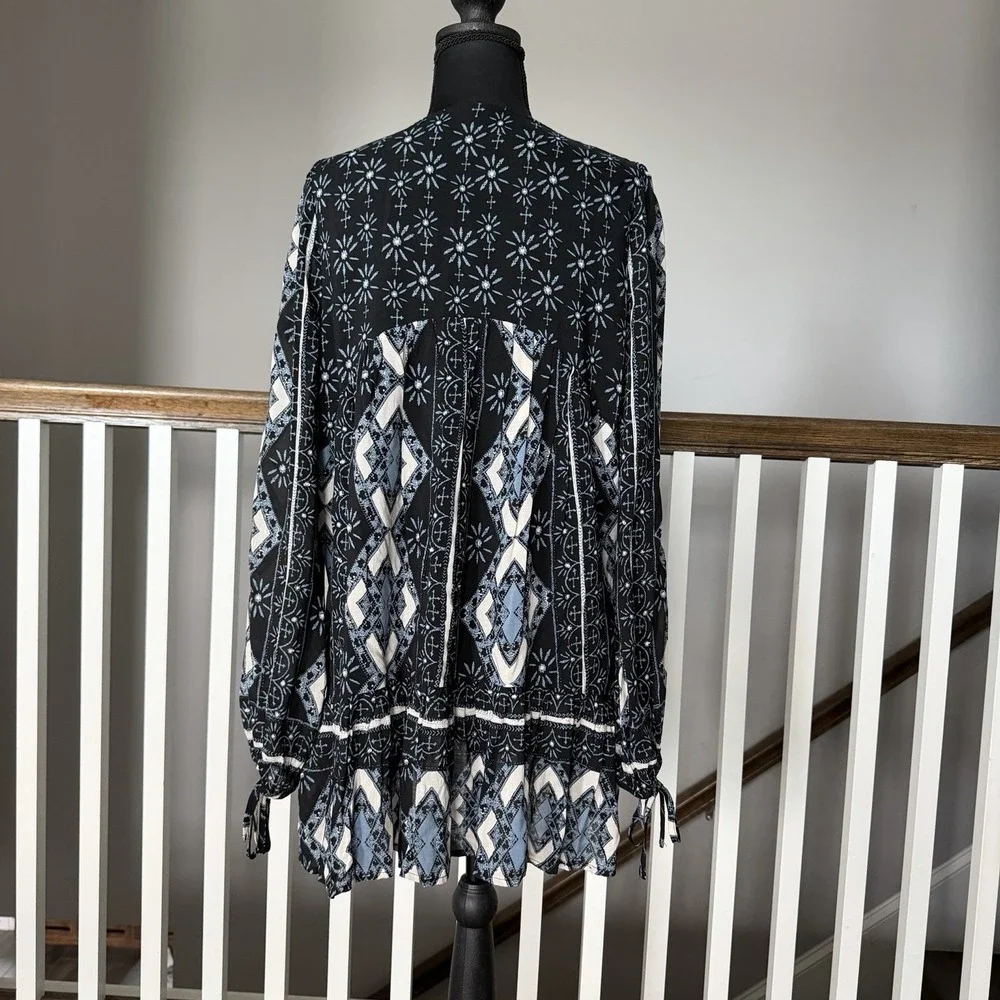 Free People XS Black Blue Whimsigoth Celestial V-Neck‎ Babydoll Tunic Top Boho